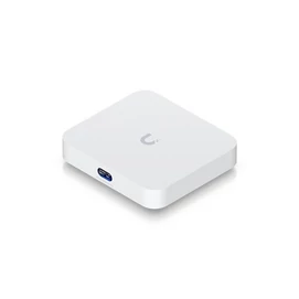UBiQUiTi Vezetékes Cloud Gateway 4x1Gbps (LAN) + 1x2,5Gbps (WAN), IPS routing, OpenVPN, Asztali - UCG-Ultra