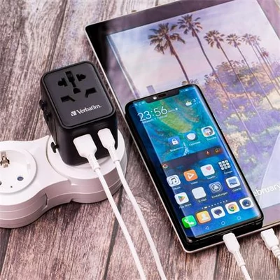 Utazó adapter, univerzális, USB-A(QC 3.0)/USB-C(PD20W)2xUSB, VERBATIM 