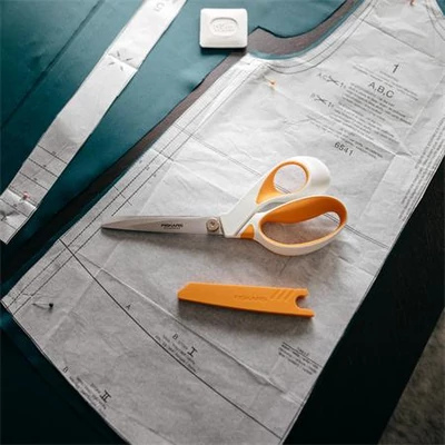 Olló, általános, 23 cm, FISKARS 
